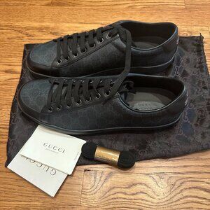 Gucci Men's Brooklyn GG Supreme Sneakers-Black/Gray- Size G 9.5 US/ 43 EU